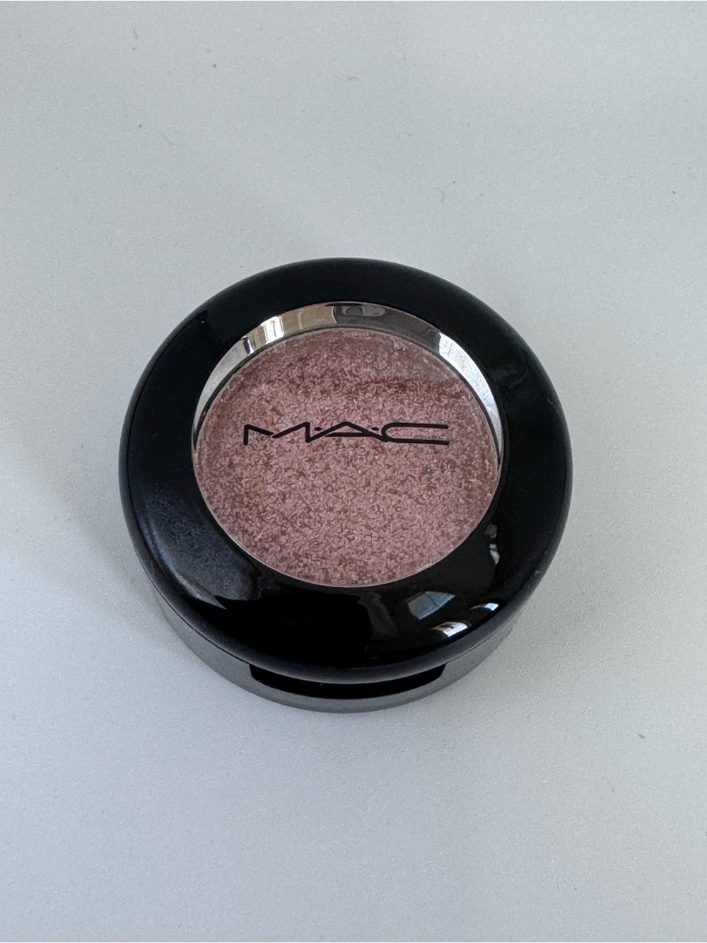 Mac Dazzleshadow Extreme P IS FOR PINK, new without box